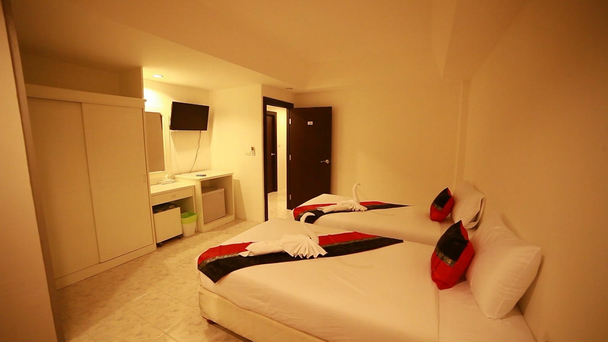 Rayaan Oriental Guest House & Restaurant Patong 外观 照片